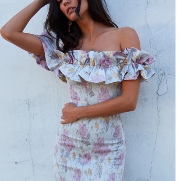 V Chapman Floral Lilac Midi Dress off the shoulder - Picture 3 of 7